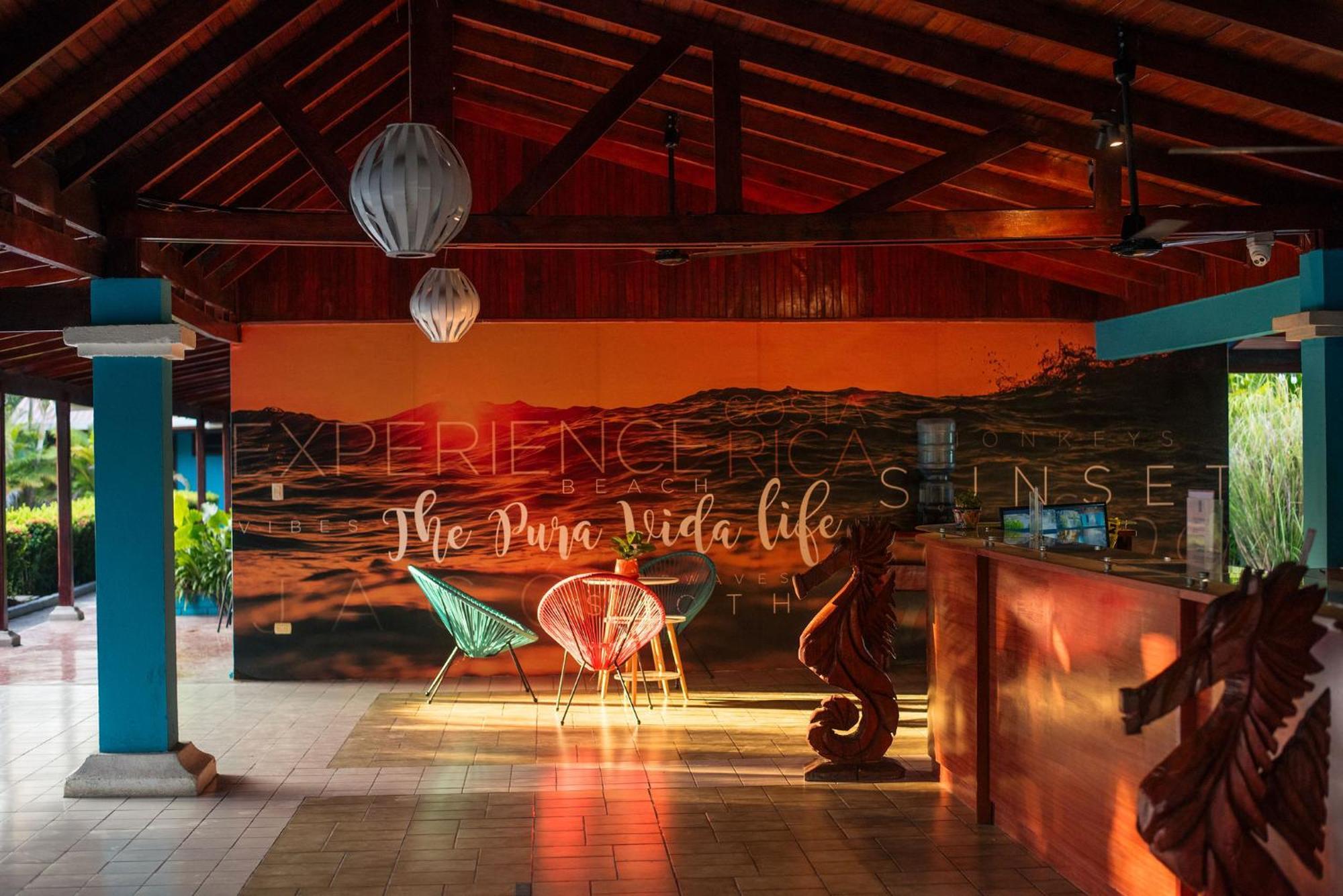 Beach Break Resort & Cr Surf Camp Jacó Kültér fotó