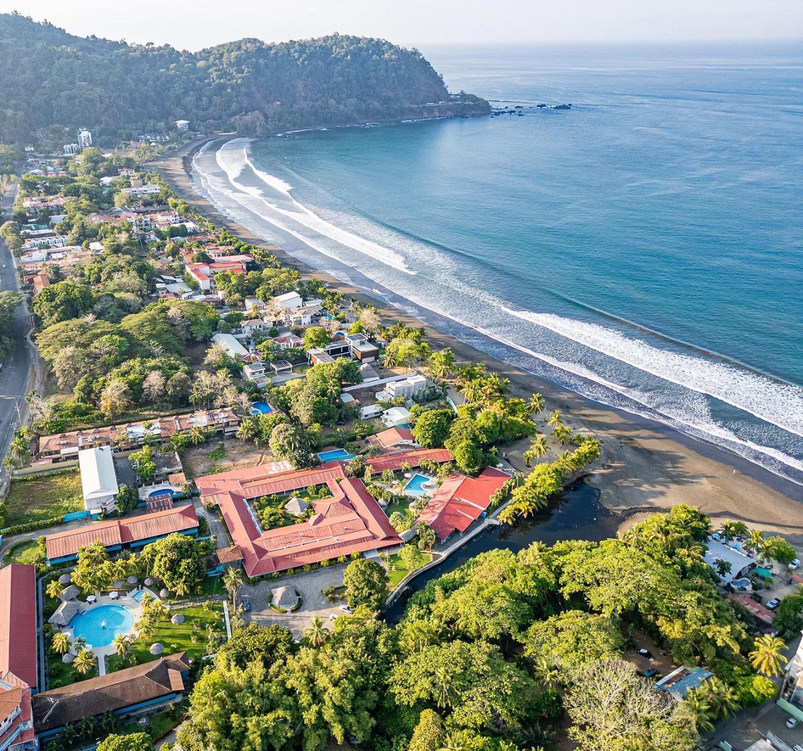 Beach Break Resort & Cr Surf Camp Jacó Kültér fotó